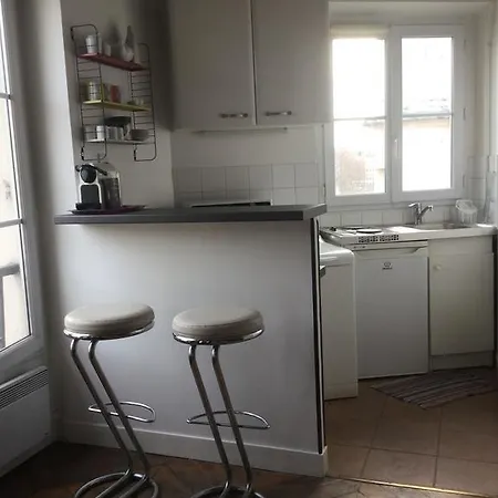 Marais-saintonge * باريس